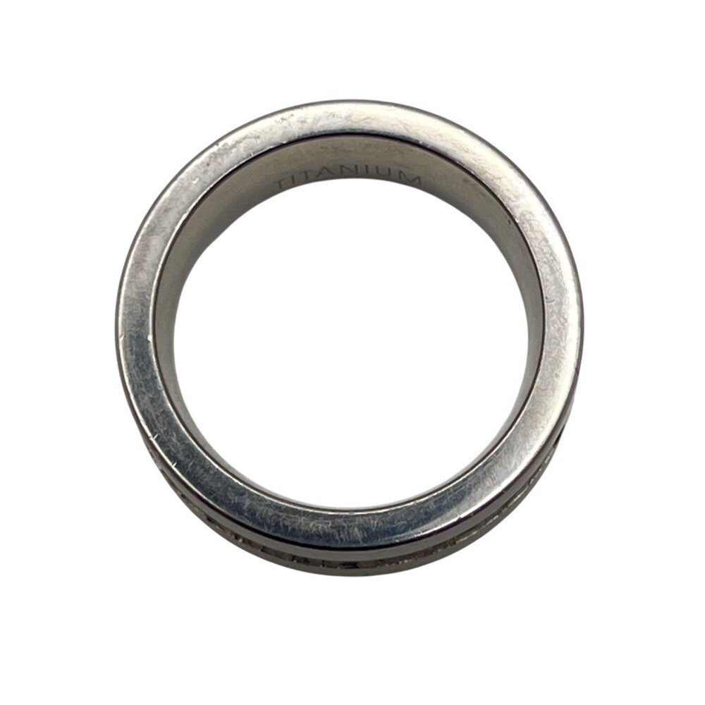 Mens Titanium Ring Size 9.5 Cubic Zirconia Channel Set Wedding Band Anniversary - Picture 3 of 8